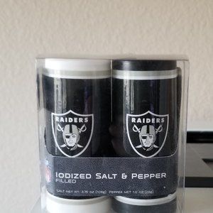 Las Vegas Raiders Salt and Pepper Shaker
